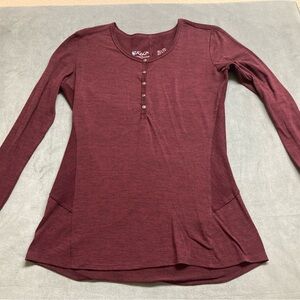 Kuhl Women’s Svenna Long Sleeve Henley Shirt Burgundy Medium